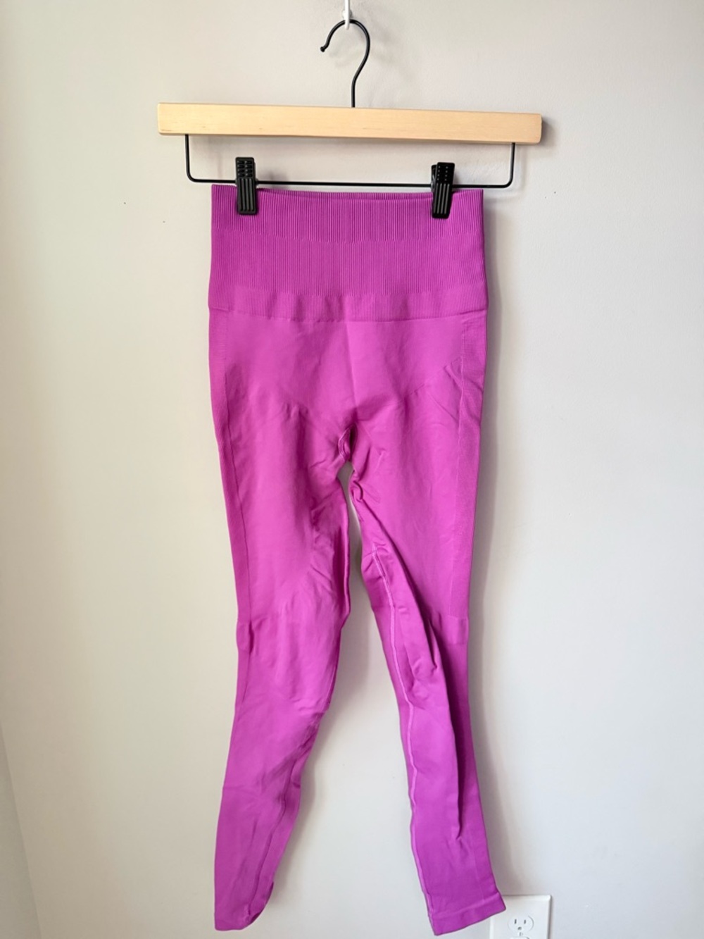 Lululemon Zone In Tight Ultra Violet High Rise Seamless Leggings